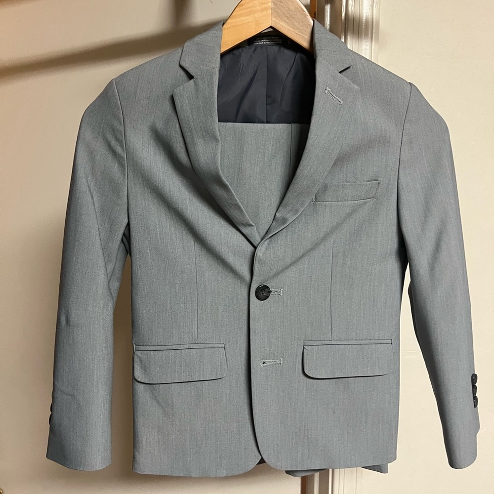 COPY - NWOT Van Heusen Boys Flex Regular Suit Pants & Jacket     size 8 Grey